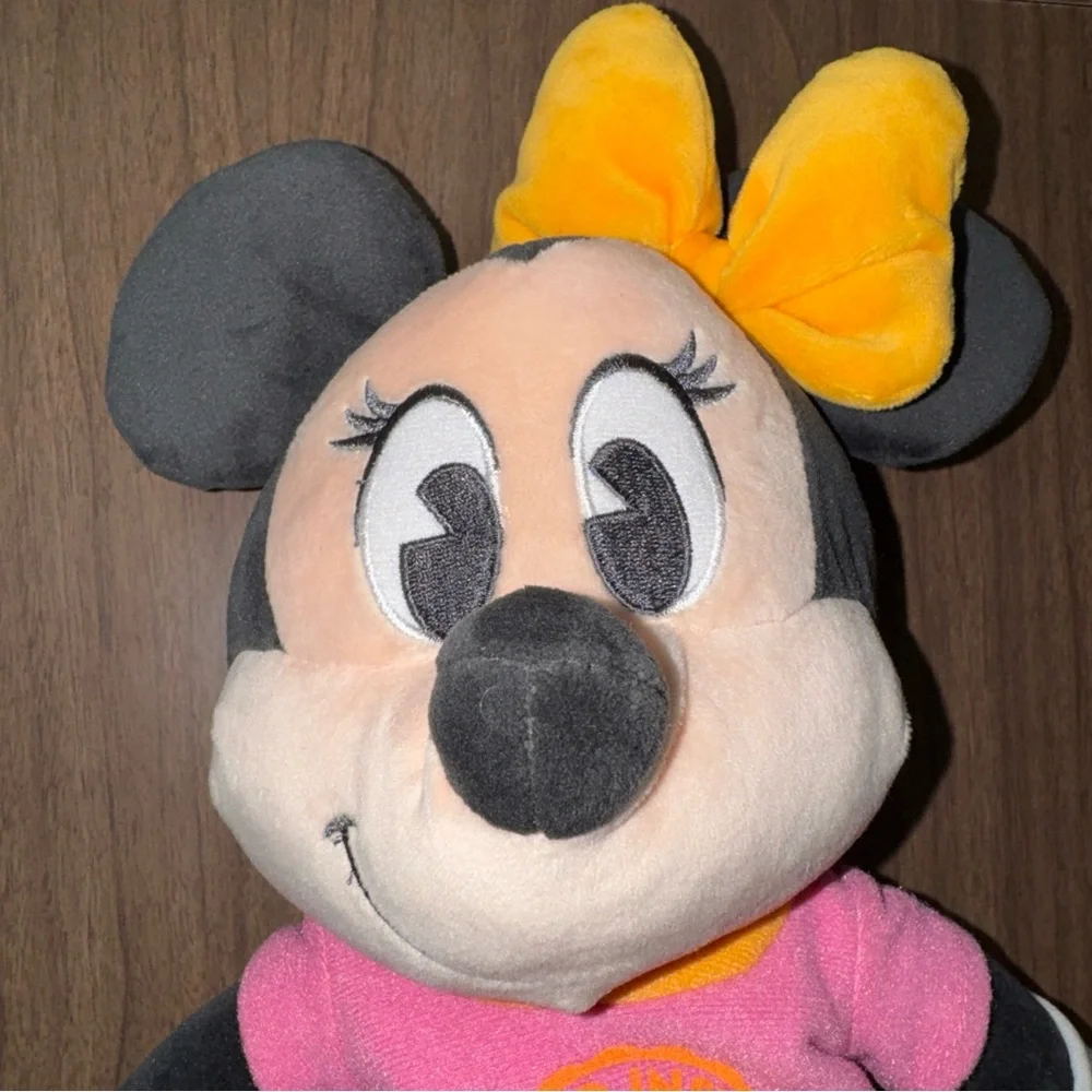 Disney Parks Animal Kingdom Dino Institute Minnie Mouse 15” Plush Stuffed Animal